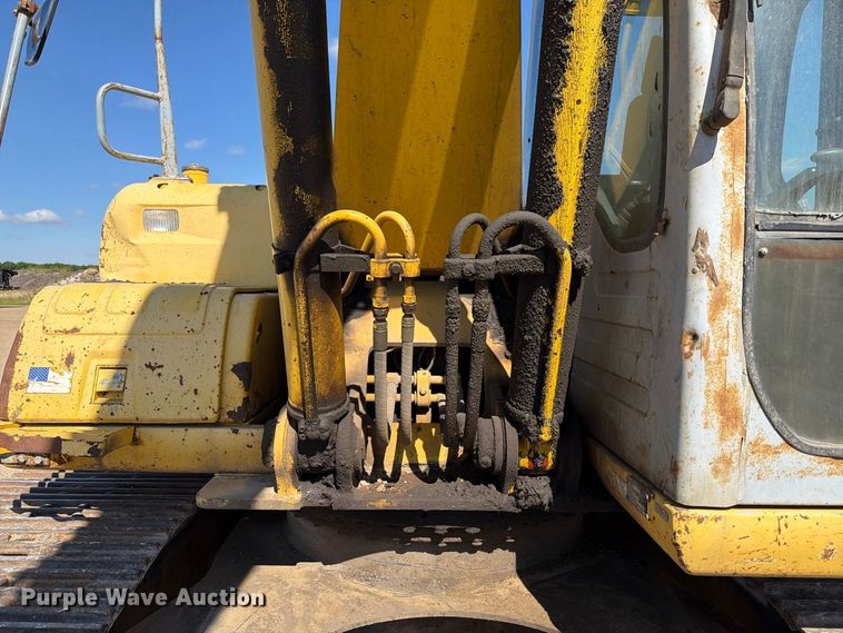 image for item EA0515 Kobelco SK210LC excavator
