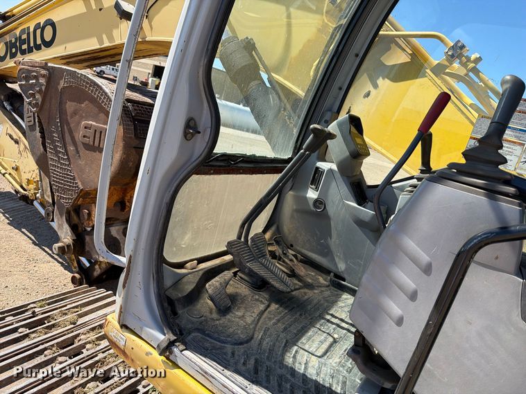 image for item EA0515 Kobelco SK210LC excavator