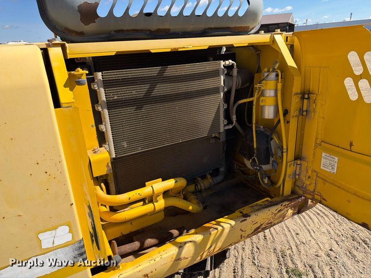 image for item EA0515 Kobelco SK210LC excavator