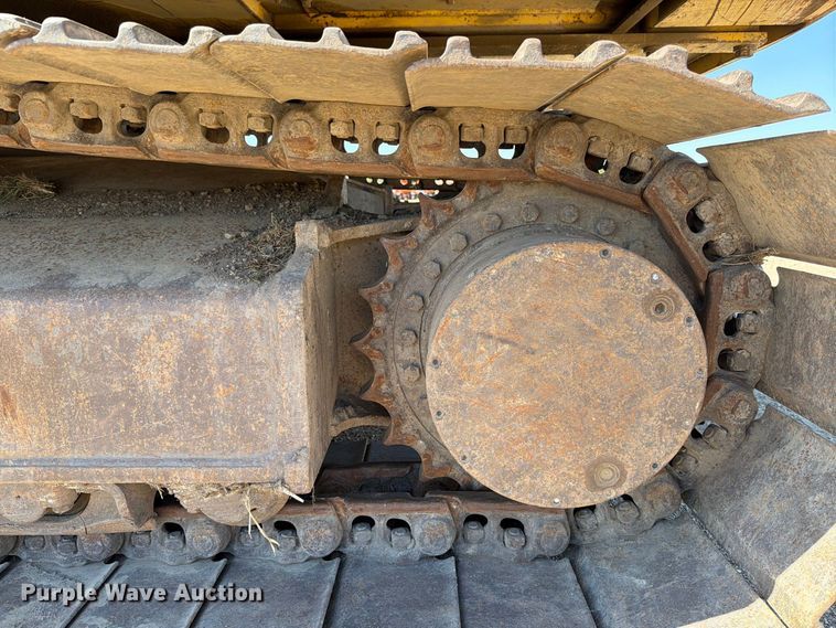 image for item EA0515 Kobelco SK210LC excavator