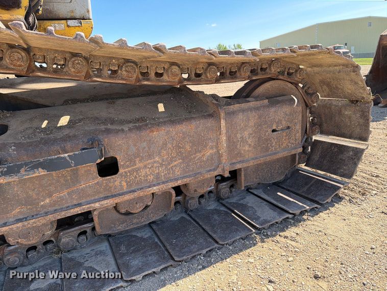 image for item EA0515 Kobelco SK210LC excavator