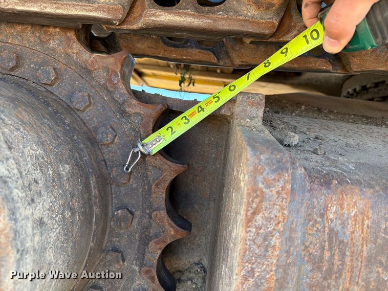 image for item EA0515 Kobelco SK210LC excavator