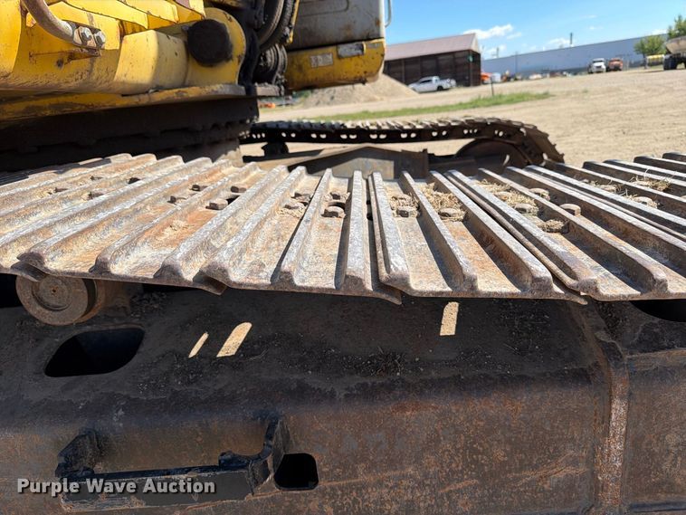 image for item EA0515 Kobelco SK210LC excavator