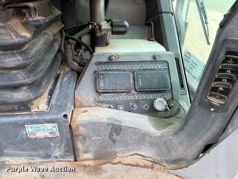 image for item EA0530 2008 Caterpillar 140M VHP Plus motor grader