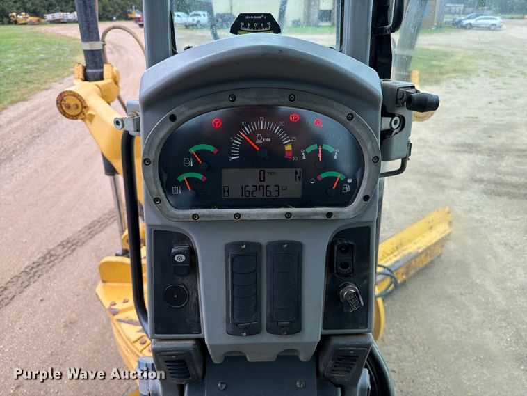 image for item EA0530 2008 Caterpillar 140M VHP Plus motor grader