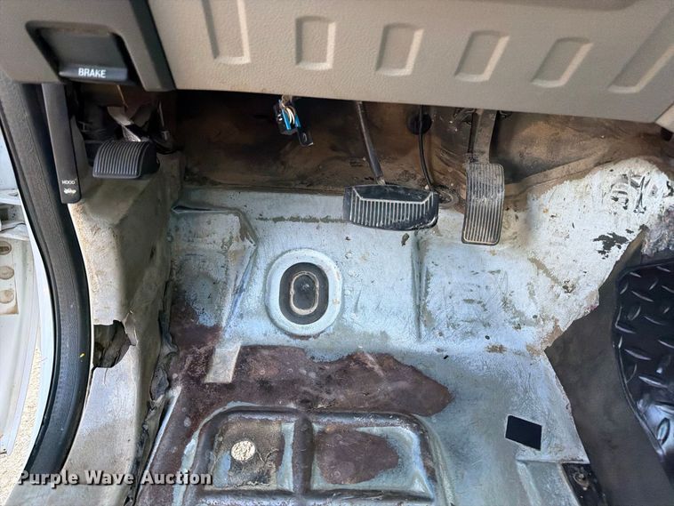 image for item EA7353 2008 Ford F250 Super Duty pickup truck