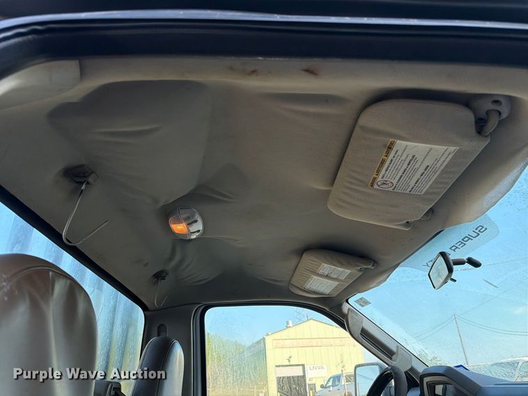 image for item EA7353 2008 Ford F250 Super Duty pickup truck