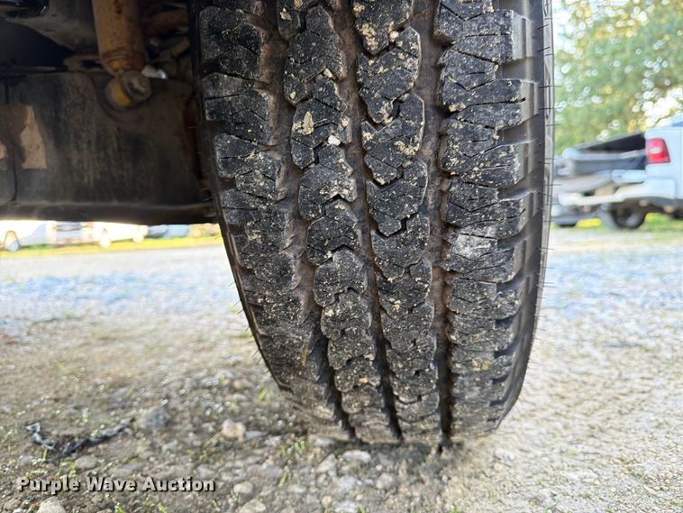 image for item EA7353 2008 Ford F250 Super Duty pickup truck