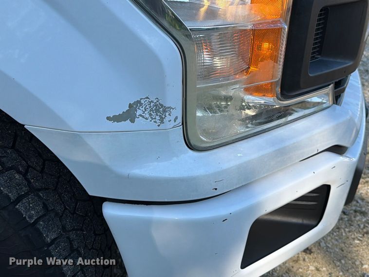 image for item EA7354 2018 Ford F150 Crew Cab pickup truck
