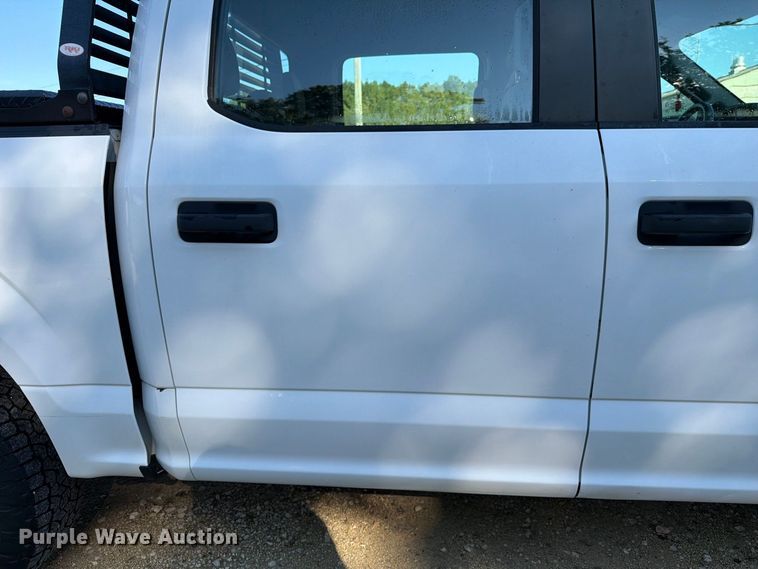 image for item EA7354 2018 Ford F150 Crew Cab pickup truck