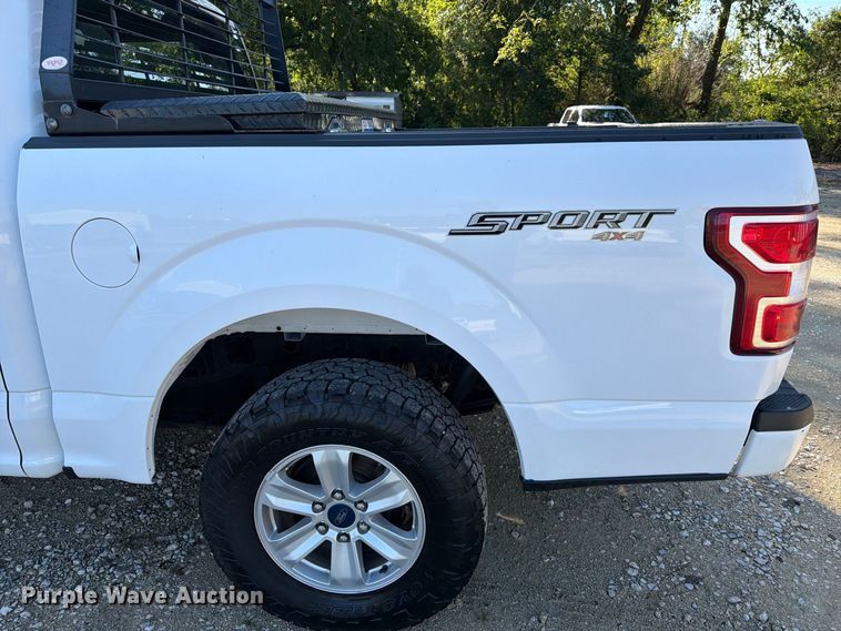 image for item EA7354 2018 Ford F150 Crew Cab pickup truck