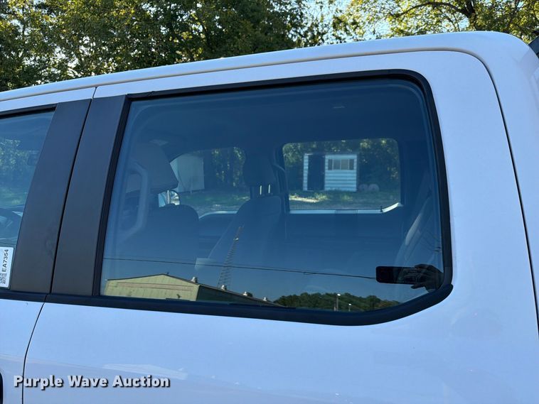 image for item EA7354 2018 Ford F150 Crew Cab pickup truck