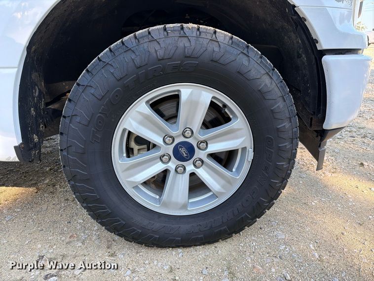 image for item EA7354 2018 Ford F150 Crew Cab pickup truck