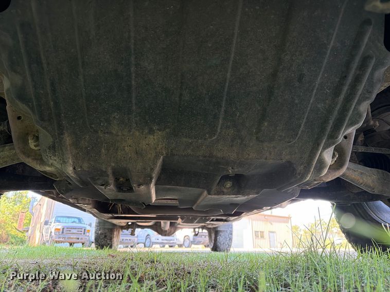 image for item EA7355 2019 Chevrolet Silverado 1500 Ext. Cab pickup truck
