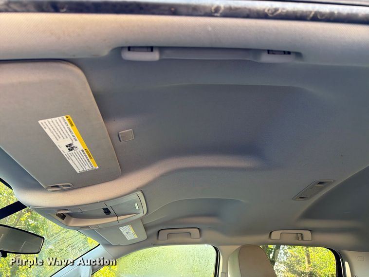 image for item EA7355 2019 Chevrolet Silverado 1500 Ext. Cab pickup truck