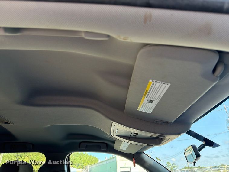 image for item EA7355 2019 Chevrolet Silverado 1500 Ext. Cab pickup truck
