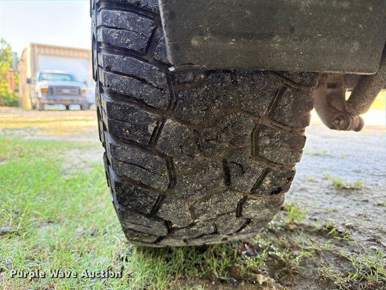 image for item EA7355 2019 Chevrolet Silverado 1500 Ext. Cab pickup truck