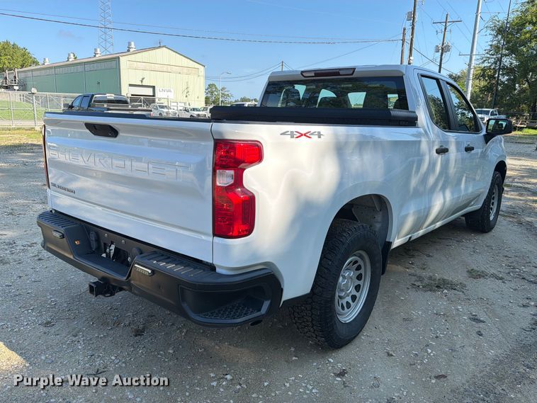 image for item EA7356 2020 Chevrolet Silverado 1500 Ext. Cab pickup truck