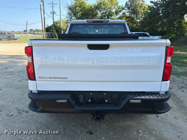 image for item EA7356 2020 Chevrolet Silverado 1500 Ext. Cab pickup truck