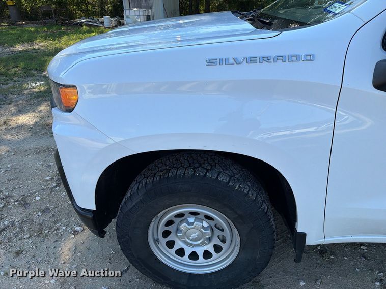 image for item EA7356 2020 Chevrolet Silverado 1500 Ext. Cab pickup truck