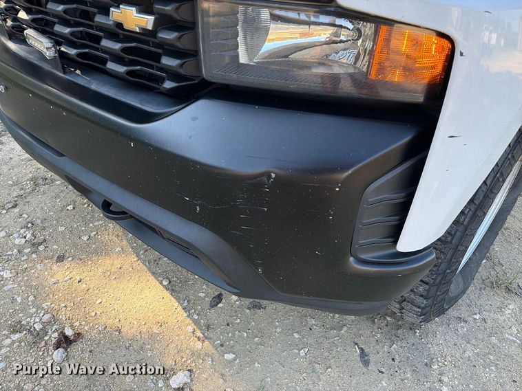 image for item EA7356 2020 Chevrolet Silverado 1500 Ext. Cab pickup truck