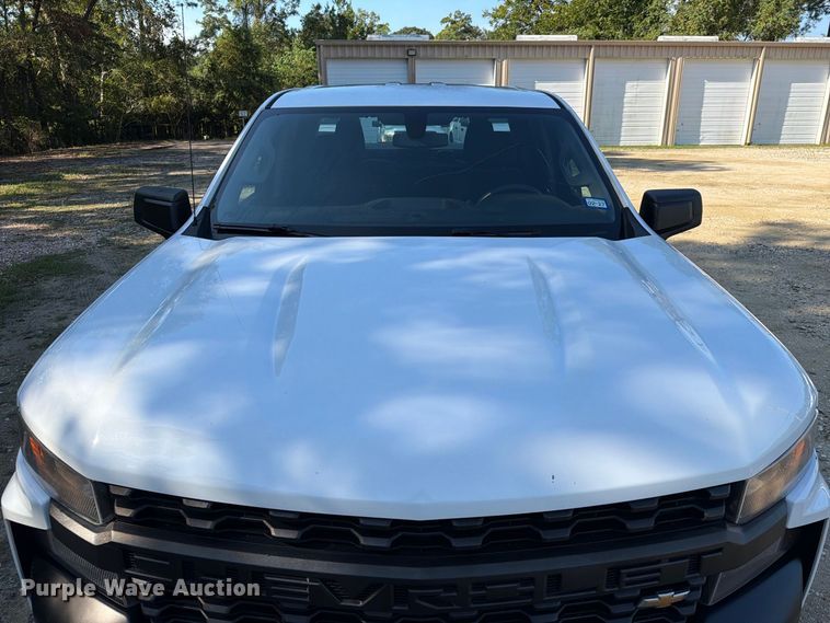 image for item EA7356 2020 Chevrolet Silverado 1500 Ext. Cab pickup truck