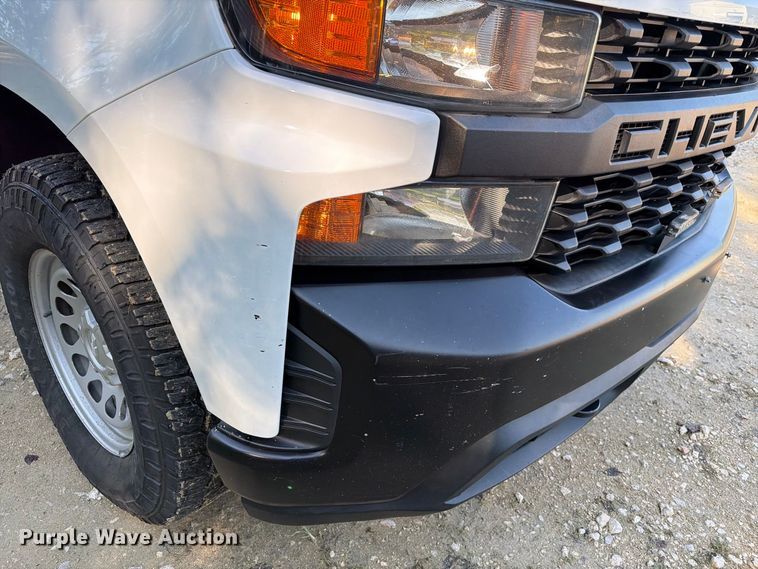 image for item EA7356 2020 Chevrolet Silverado 1500 Ext. Cab pickup truck
