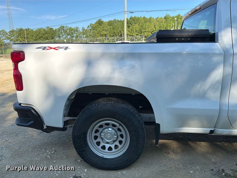 image for item EA7356 2020 Chevrolet Silverado 1500 Ext. Cab pickup truck
