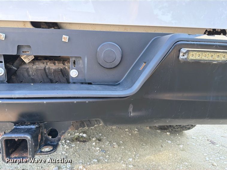image for item EA7356 2020 Chevrolet Silverado 1500 Ext. Cab pickup truck