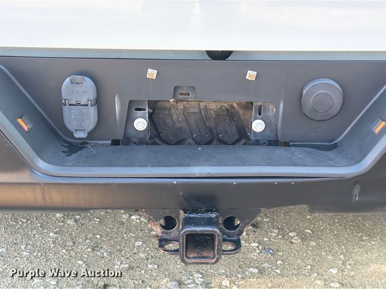 image for item EA7356 2020 Chevrolet Silverado 1500 Ext. Cab pickup truck