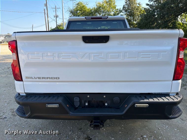 image for item EA7356 2020 Chevrolet Silverado 1500 Ext. Cab pickup truck