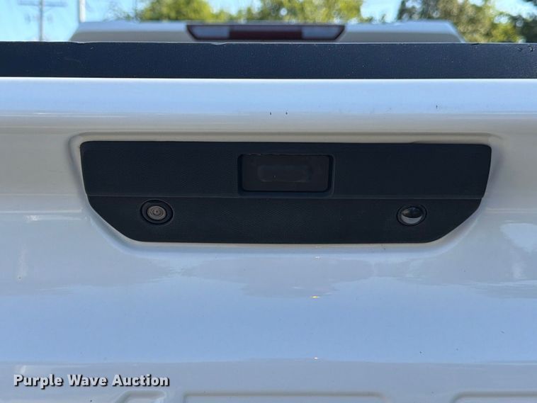 image for item EA7356 2020 Chevrolet Silverado 1500 Ext. Cab pickup truck