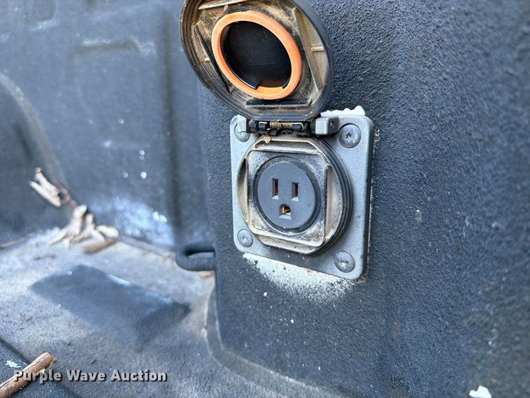 image for item EA7356 2020 Chevrolet Silverado 1500 Ext. Cab pickup truck