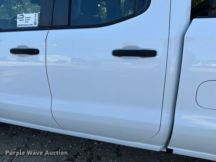 image for item EA7356 2020 Chevrolet Silverado 1500 Ext. Cab pickup truck