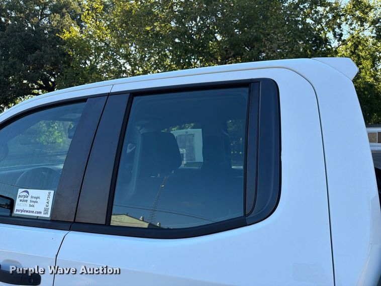 image for item EA7356 2020 Chevrolet Silverado 1500 Ext. Cab pickup truck