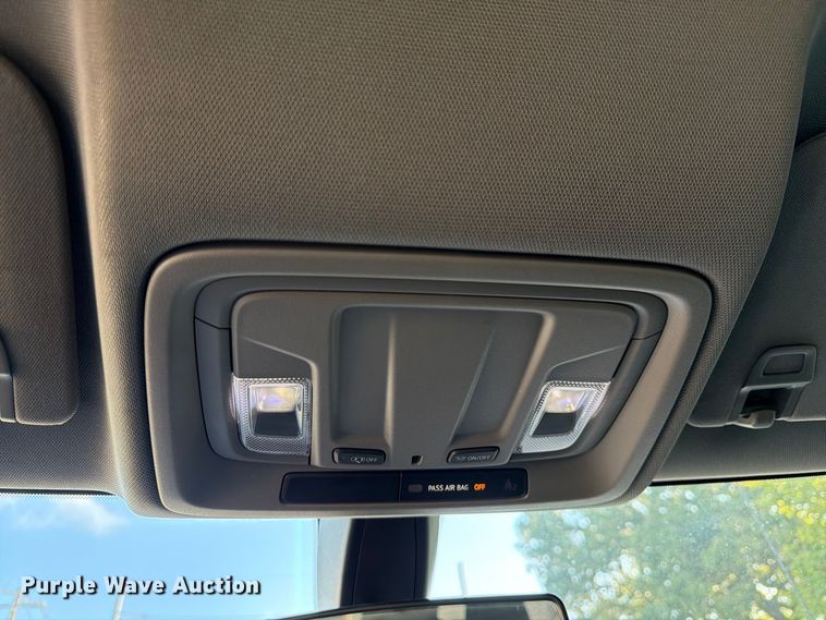 image for item EA7356 2020 Chevrolet Silverado 1500 Ext. Cab pickup truck