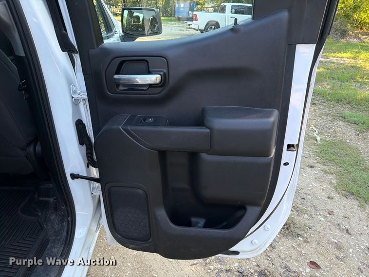 image for item EA7356 2020 Chevrolet Silverado 1500 Ext. Cab pickup truck