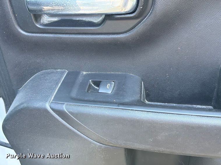 image for item EA7356 2020 Chevrolet Silverado 1500 Ext. Cab pickup truck