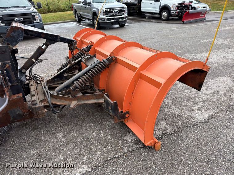 image for item EO8740 2009 International WorkStar 7300 hook lift truck
