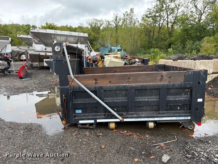 image for item EO8741 2013 International WorkStar 7300 hook lift truck