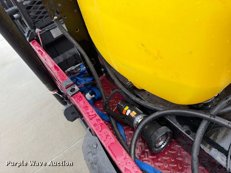 image for item EO8756 2009 Kawasaki Mule 4010 utility vehicle
