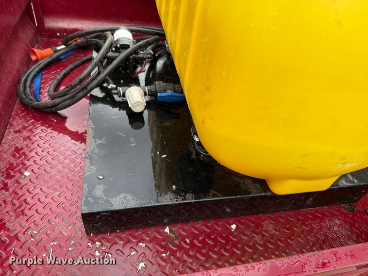 image for item EO8756 2009 Kawasaki Mule 4010 utility vehicle