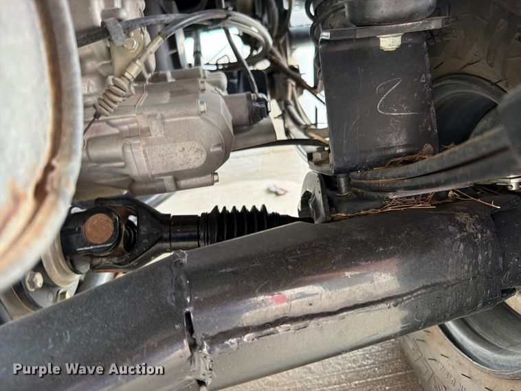 image for item EO8756 2009 Kawasaki Mule 4010 utility vehicle