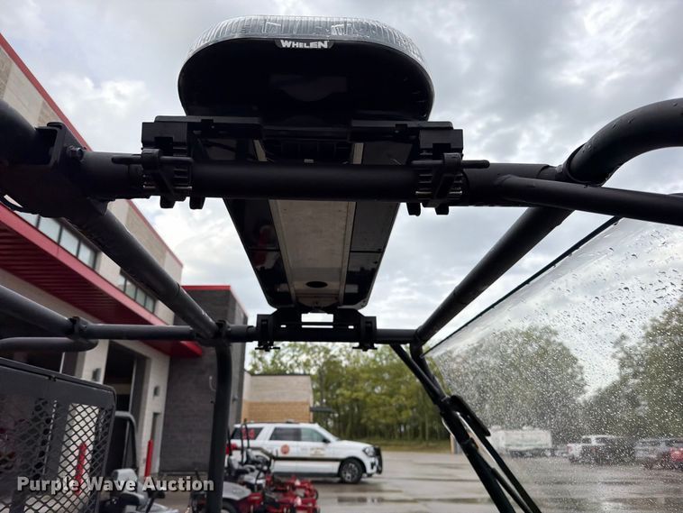 image for item EO8756 2009 Kawasaki Mule 4010 utility vehicle