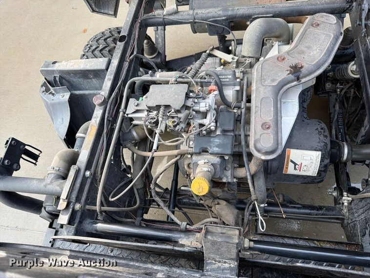 image for item EO8756 2009 Kawasaki Mule 4010 utility vehicle