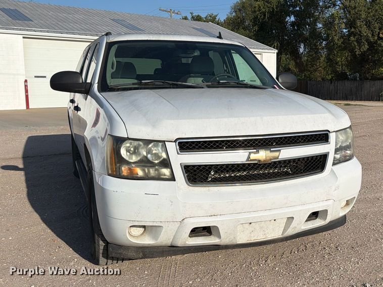 image for item EP7588 2007 Chevrolet Suburban 1500 SUV