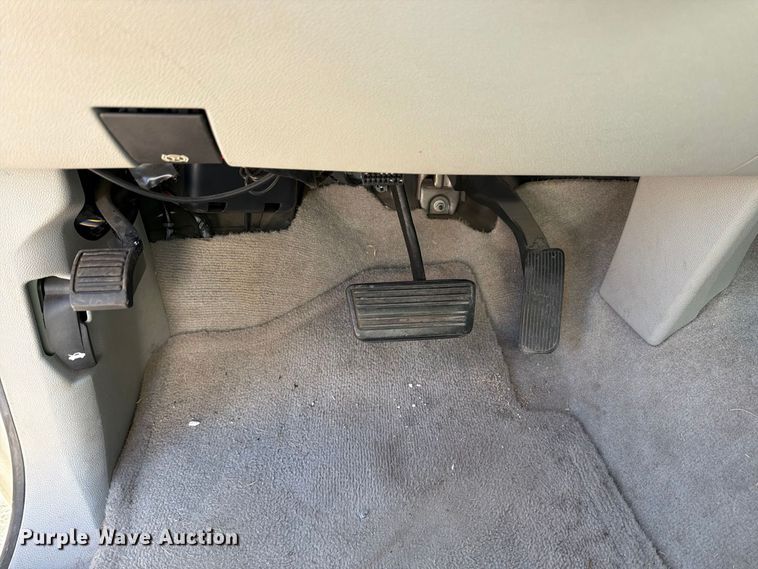 image for item EP7588 2007 Chevrolet Suburban 1500 SUV