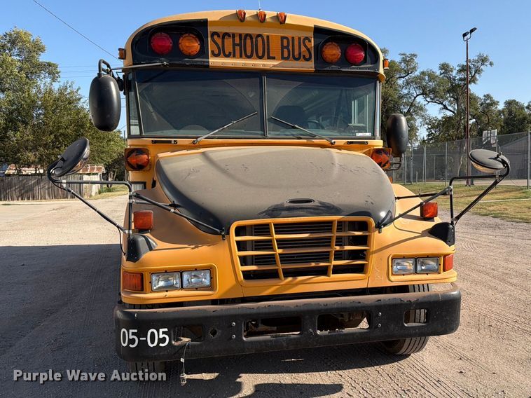 image for item EP7589 2006 Blue Bird school bus
