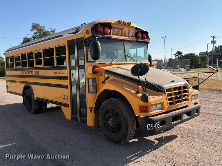 image for item EP7589 2006 Blue Bird school bus