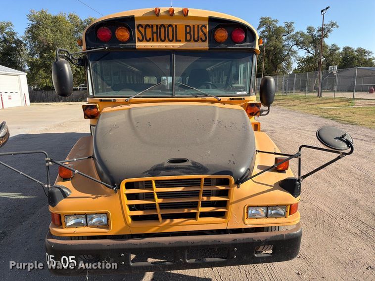 image for item EP7589 2006 Blue Bird school bus